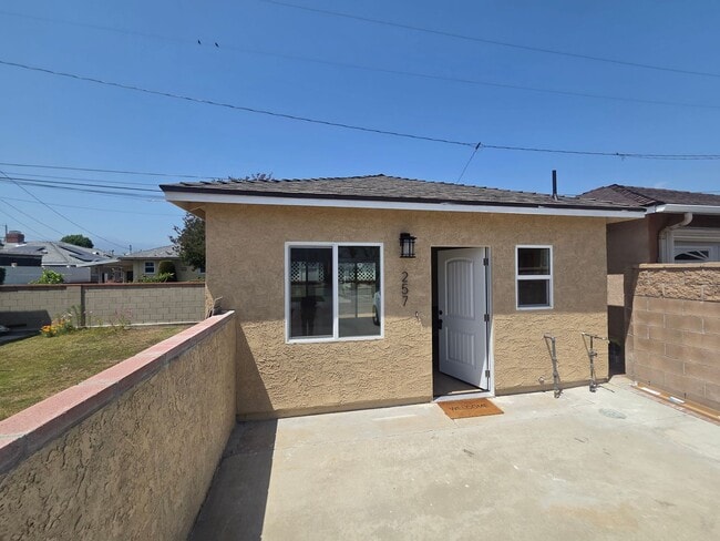 Building Photo - Brand new 400 SF ADU with laundry