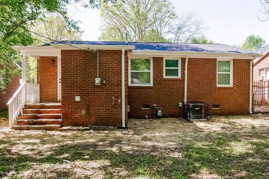 Building Photo - 1717 Purser Dr