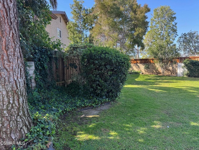 Building Photo - 846 Lindawood St