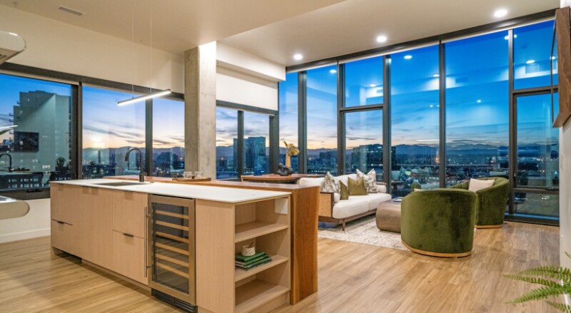 Building Photo - 3930 Blake St