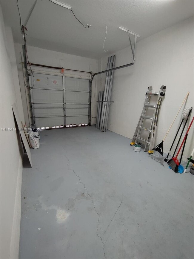 Building Photo - 8546 SW 165th Pl