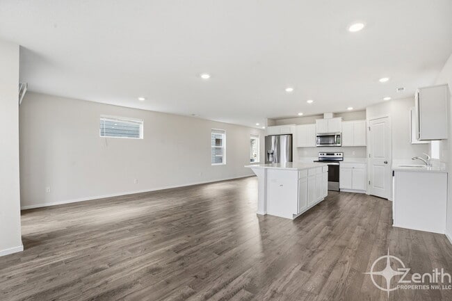 Building Photo - 2030 NW 14th St