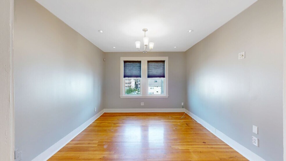 Building Photo - 63 Whitten St