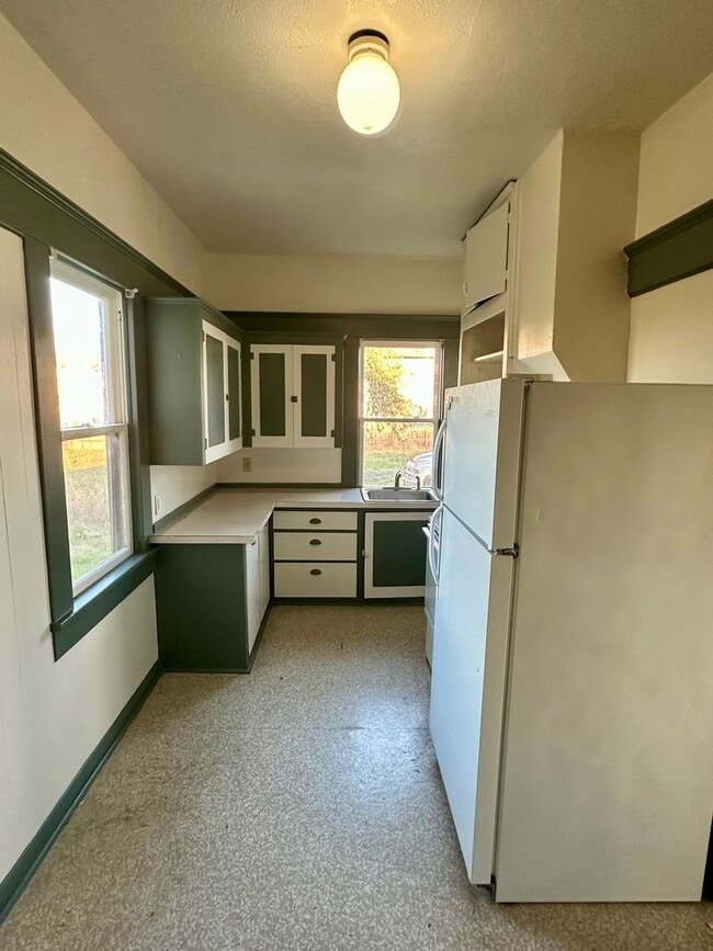 Building Photo - gbsalem