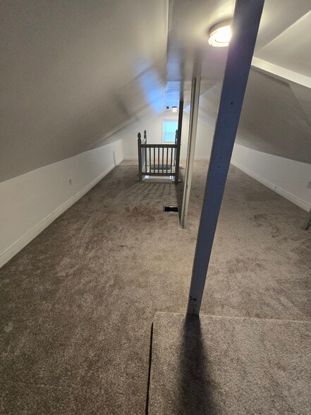 Building Photo - 1056 Geers Ave