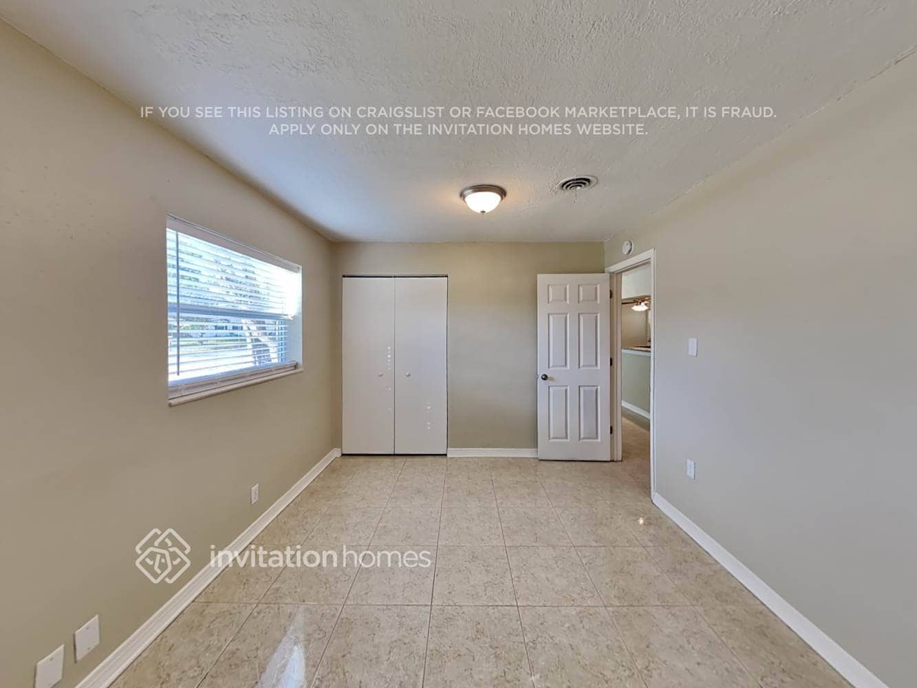 Building Photo - 512 Elm Dr