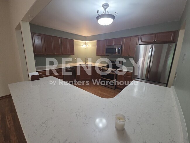 Building Photo - 15536 Garfield Cir