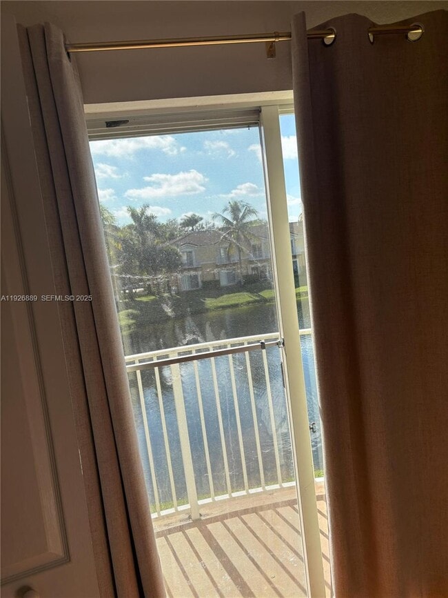 Building Photo - 12842 SW 31st St