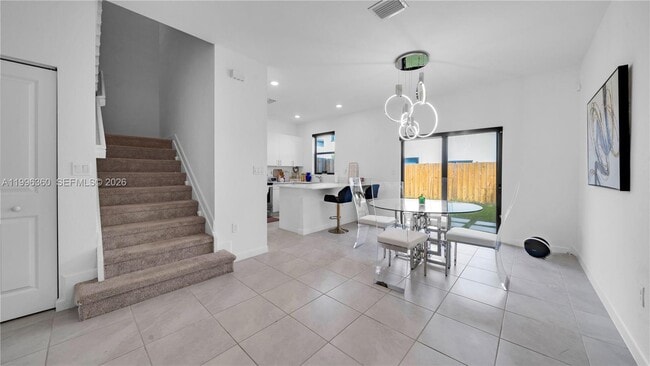 Building Photo - 11851 SW 246 Terrace