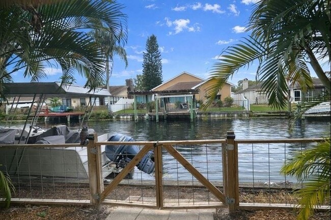 Building Photo - 47 Cypress Dr