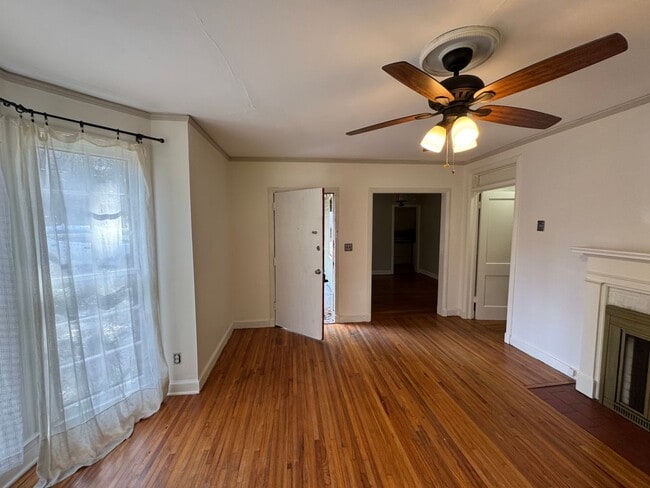 Building Photo - Heart of Cloverdale