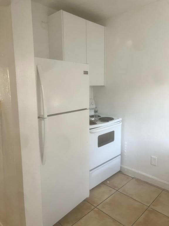 Building Photo - 28 Majorca Ave