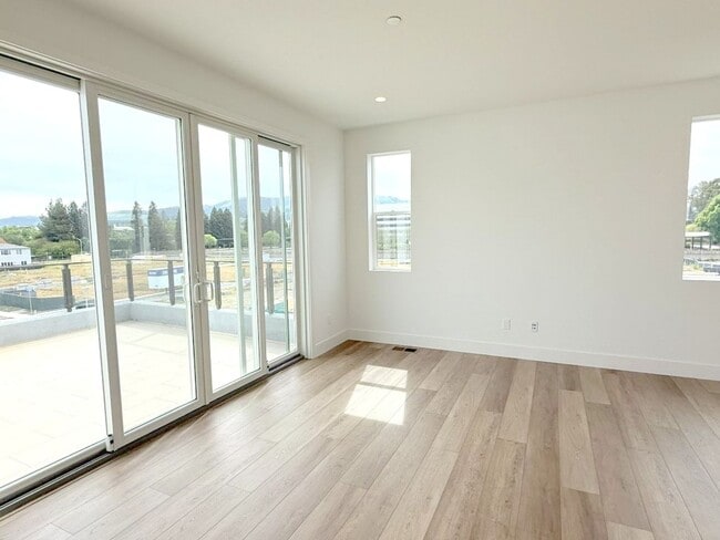 Building Photo - Newly Built ! Be The First To Live Here ! Modern Detached Home In New City Village !