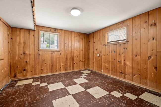 Building Photo - 4837 Fauntleroy Wy SW