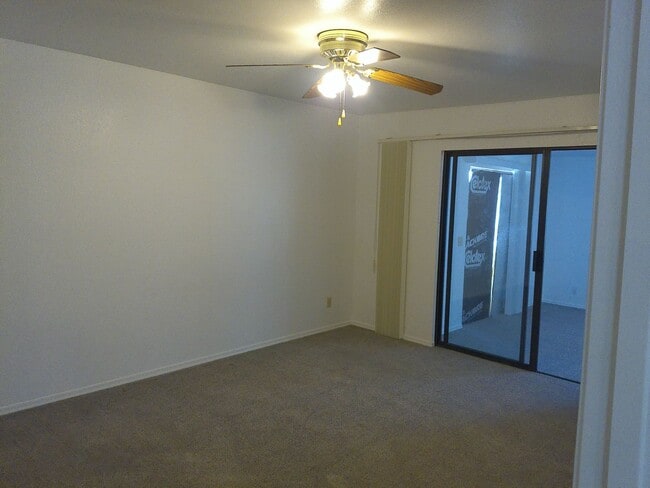 Building Photo - LONG TERM 12 MONTH LEASE