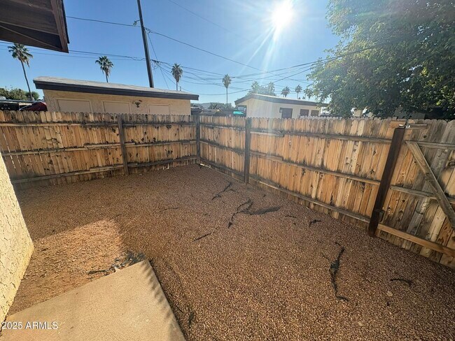 Building Photo - 1301 W 3rd St