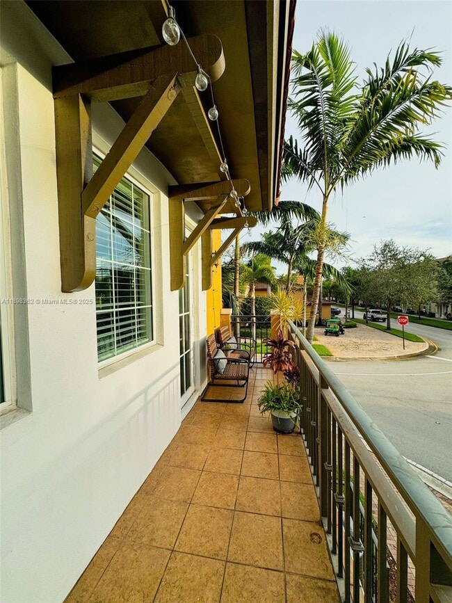 Building Photo - 1006 SW 147th Ave