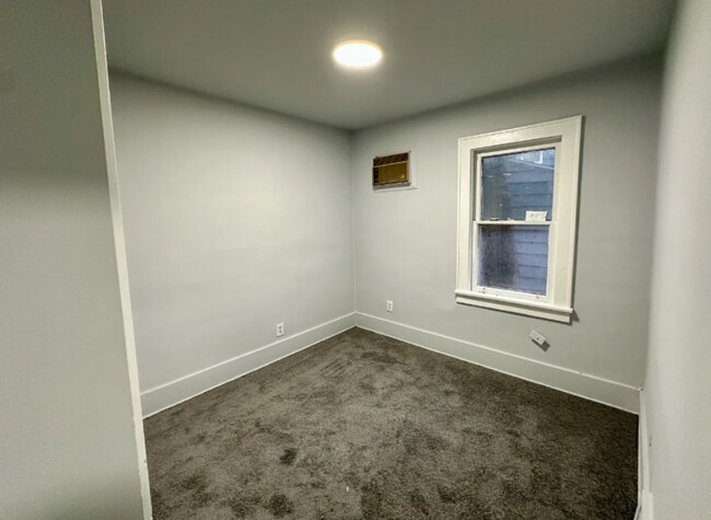 Building Photo - Charming 2-Bedroom Apartment in a Classic Two-Family Home