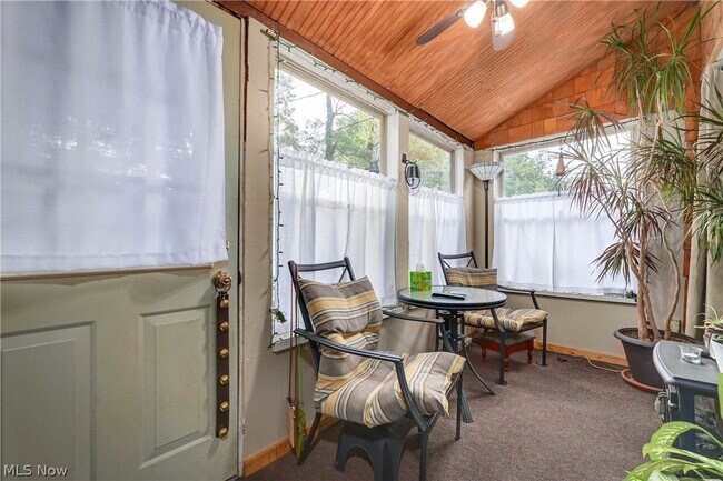 Building Photo - 1501 E 248th St