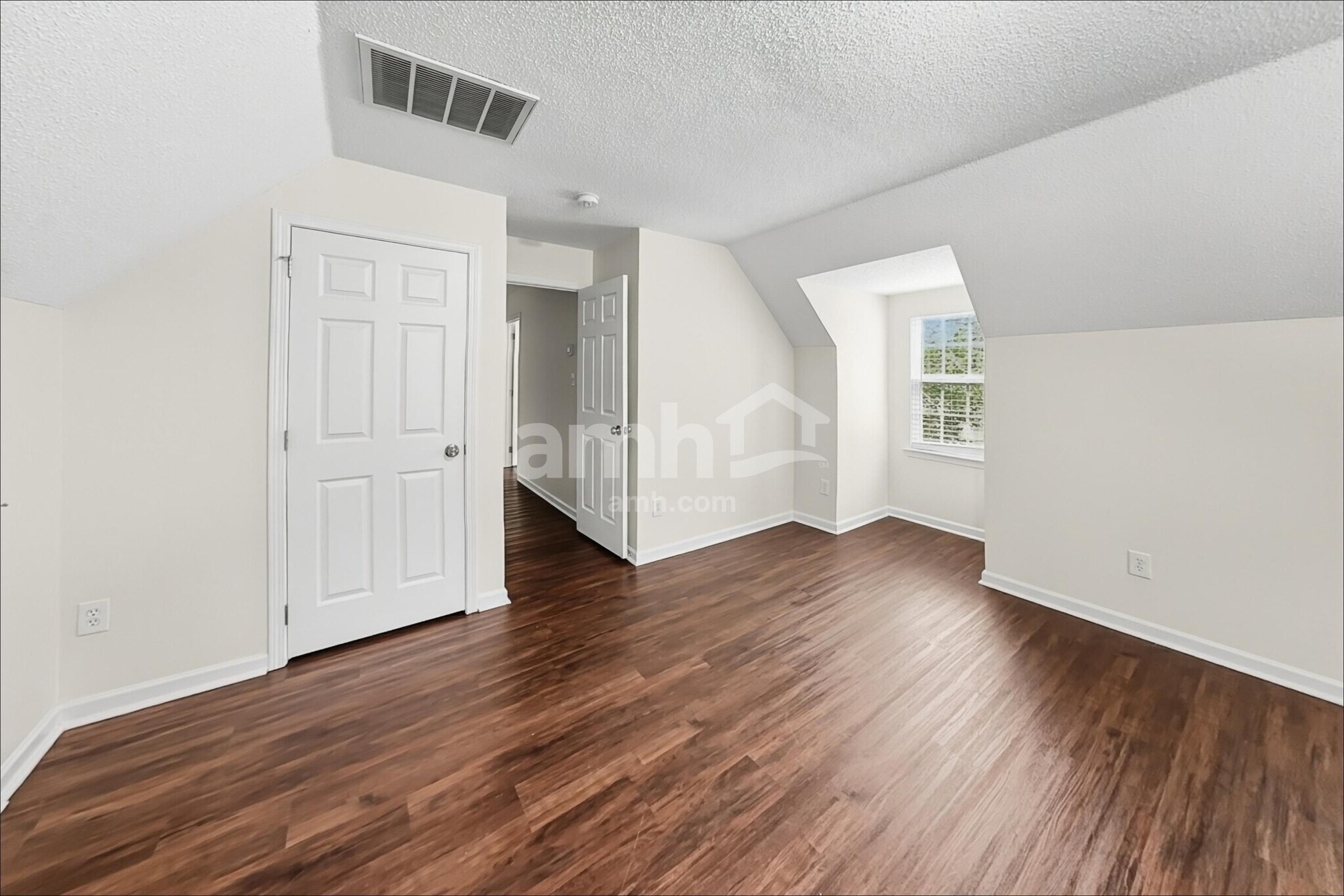 Building Photo - 13929 Hatton Cross Dr