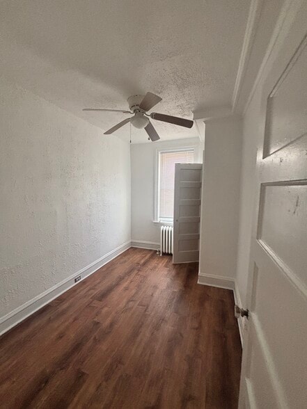 Building Photo - 5415 Diamond St