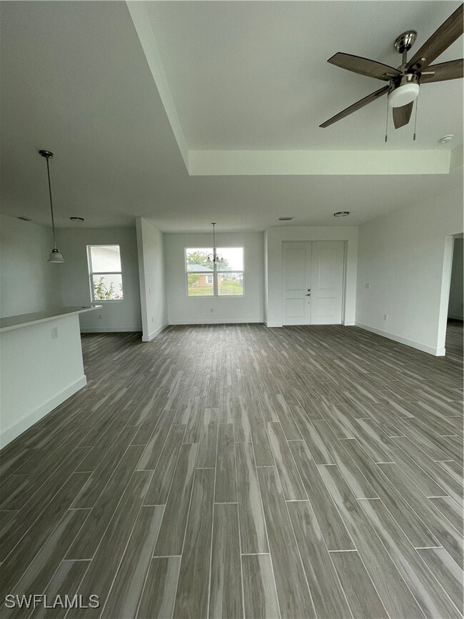 Building Photo - 1316 NE 1st Pl