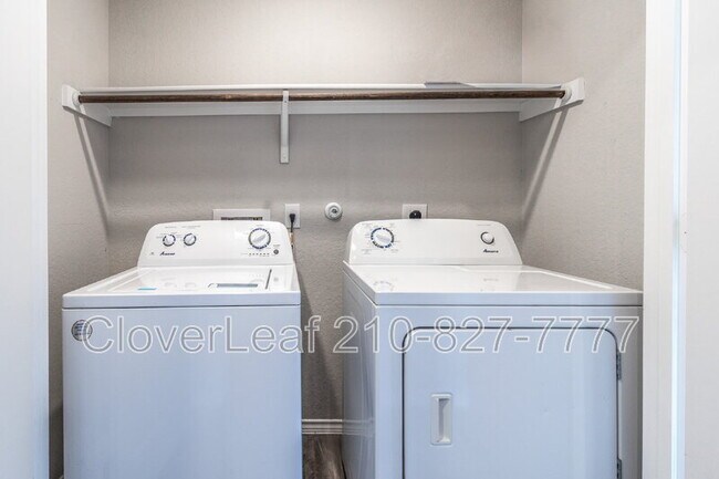 Building Photo - 302 Pradera Cove