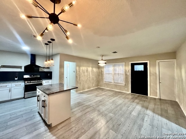 Building Photo - 1110 Clower-