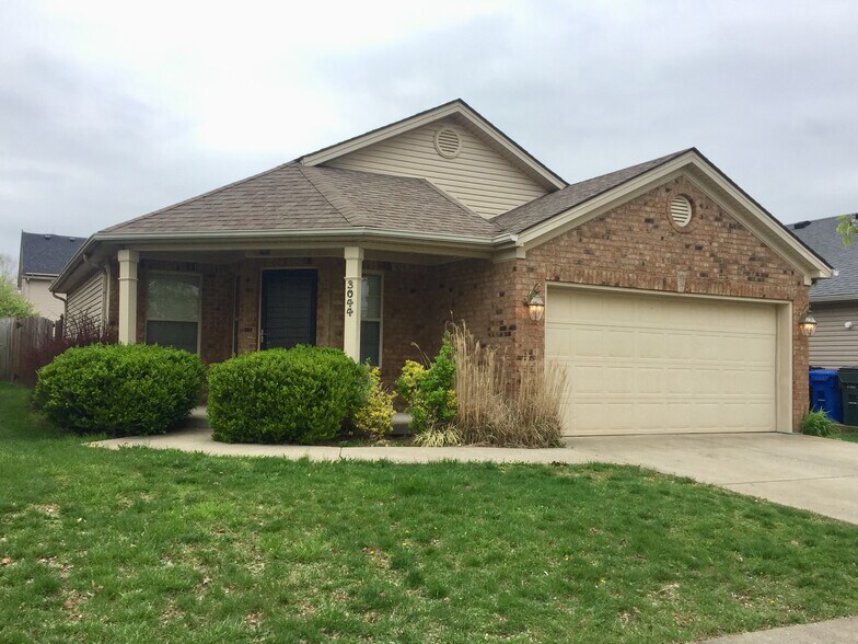Building Photo - 3044 Shady Knoll