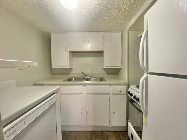 Building Photo - 2218 15th St