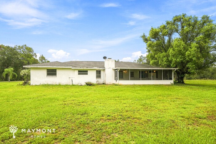Building Photo - 3500 Plumosa Dr