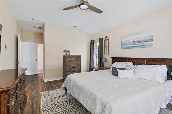 Building Photo - 4 bedroom in Saint Johns FL 32259