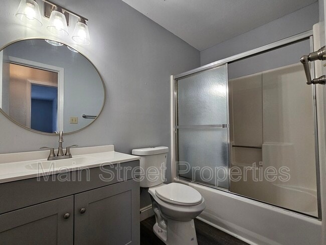 Building Photo - 6206 Woodward Ln