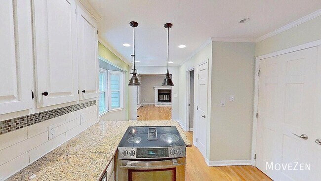 Building Photo - 1407 Hall Blvd