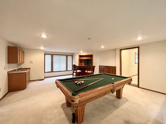 Building Photo - Golf Course Home in Mill Creek!