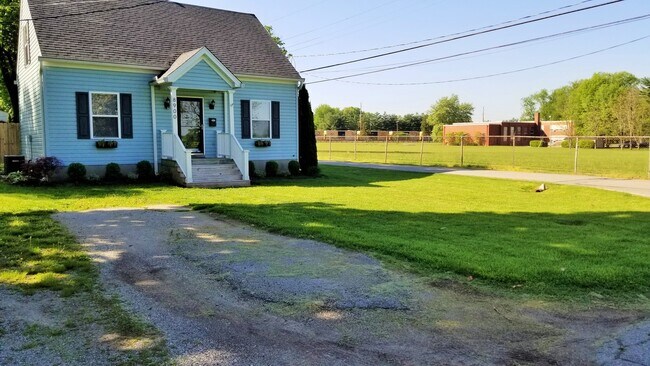 Building Photo - YOU CAN STOP YOUR SEARCH! Lyndon Rental with 3 Bedrooms, 2 Full Baths, Cape Cod Dollhouse, FOR RENT!