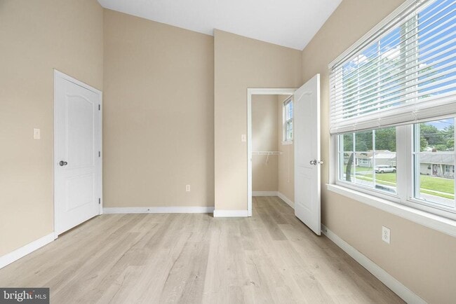 Building Photo - 14 Marlyn Rd