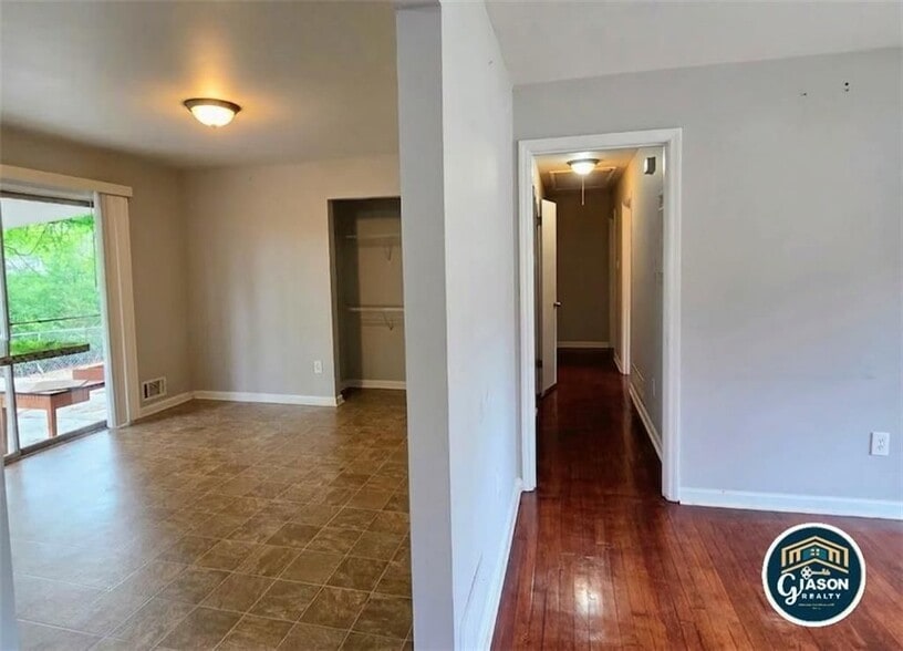 Building Photo - 1227 Dove Ct