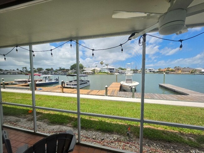 Building Photo - Fully Furnished Waterway East 2 Bedroom 2 Bath Condo