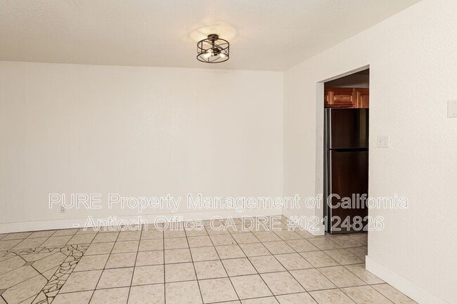 Building Photo - 2101 Banyan Way