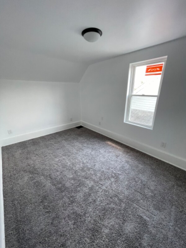 Building Photo - 50 Braddock St