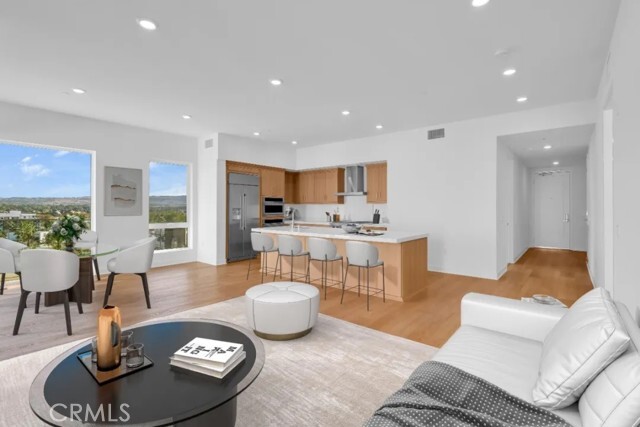 Building Photo - 3614 Rivington