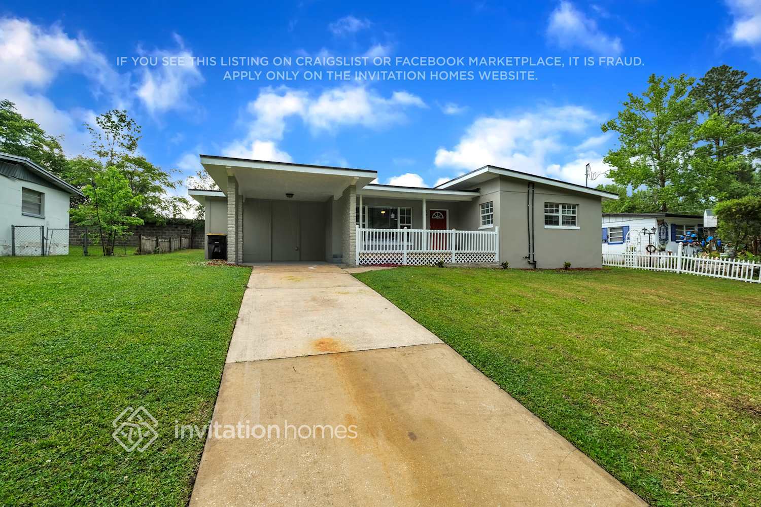 Building Photo - 8061 Delaroche Dr