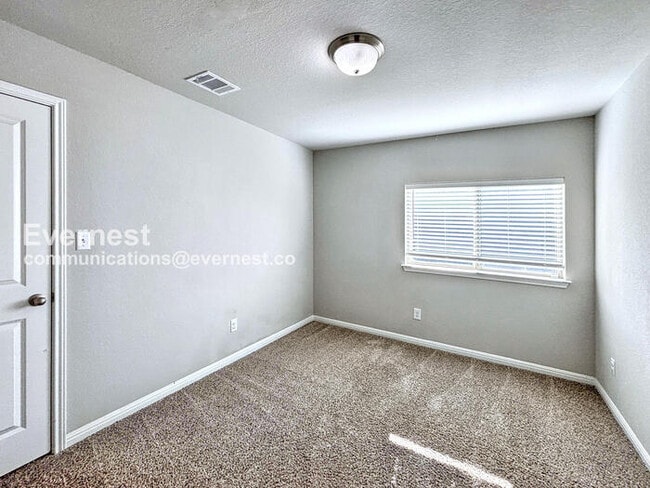 Building Photo - 5524 Bellissima Way