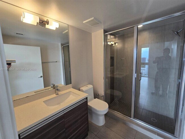 Building Photo - 117 SW 10th St