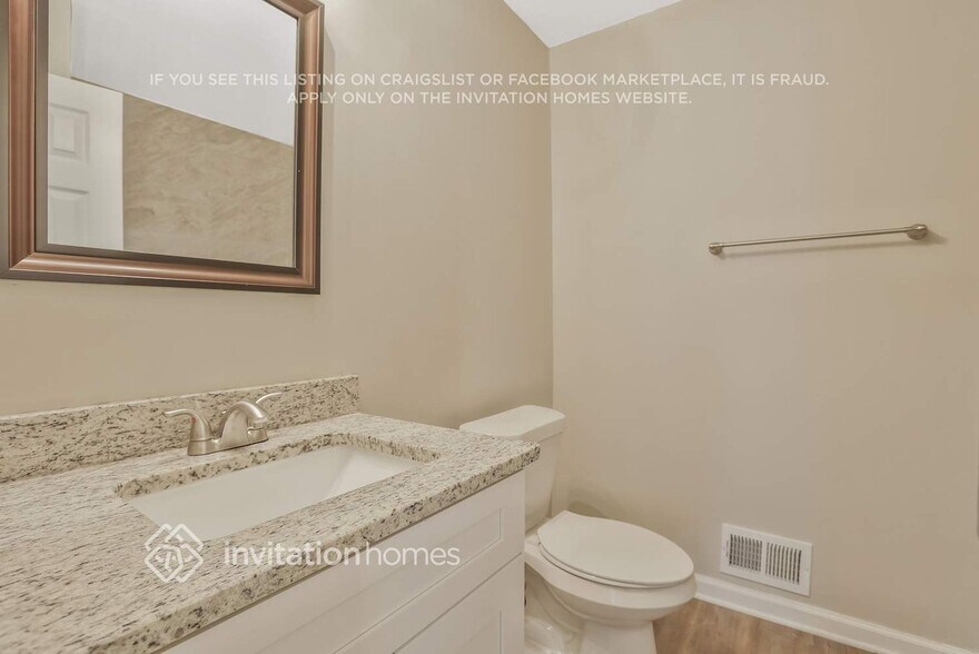 Building Photo - 3828 Willow Wood Way NW