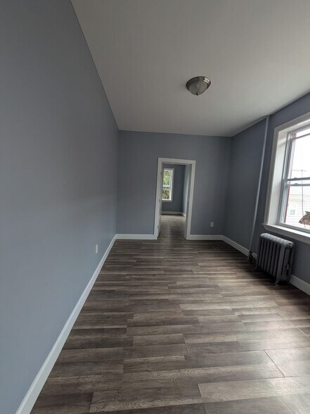 Building Photo - 667 Avenue A