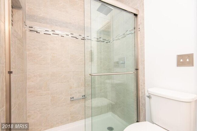 Building Photo - 3070 Madden Ct