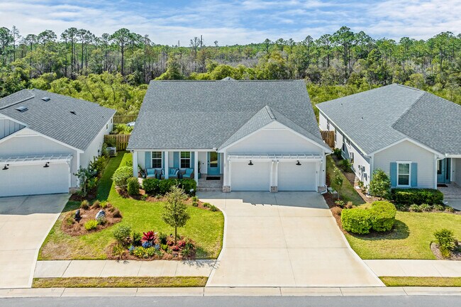 Building Photo - 197 Suwanee Dr
