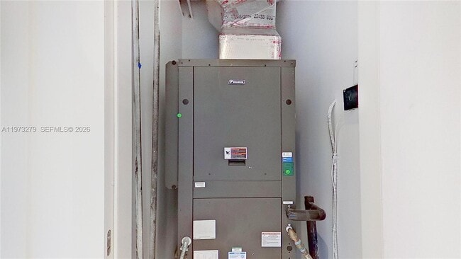 Building Photo - 300 Biscayne Blvd Way